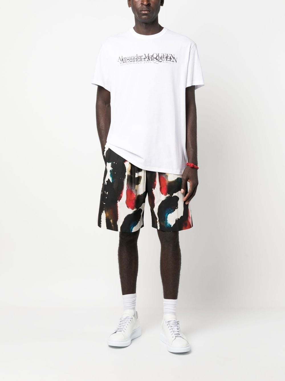 Alexander Mcqueen Short trousers 48 Alexander McQueen Shorts MultiColour Alexander McQueen Shorts MultiColour Brand